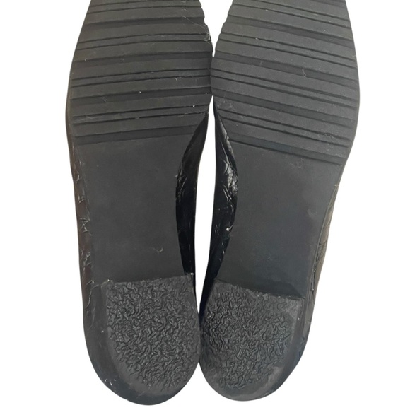 Salvatore Ferragamo Pattened
Black Croc-Effect Leather Block
Heel sz 7.5B - Picture 9 of 14